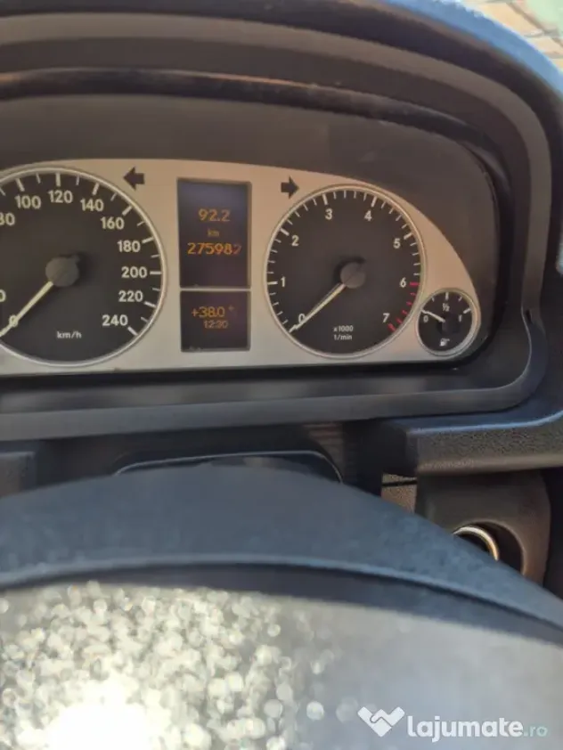 Mercedes B-class 2008 + 4 cauciucuri rezerva originale