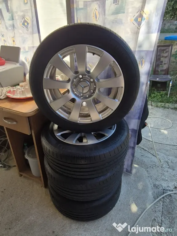 Mercedes B-class 2008 + 4 cauciucuri rezerva originale