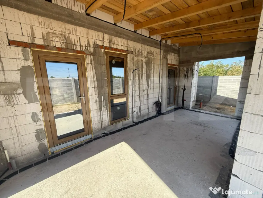 Casa Parter, 125 mp utili, 470 mp teren , zona Malu Mare - Preajba (Dolj)