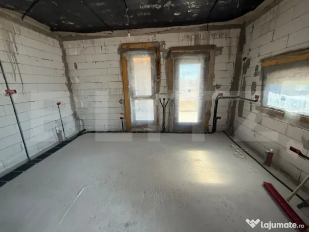 Casa Parter, 125 mp utili, 470 mp teren , zona Malu Mare - Preajba (Dolj)