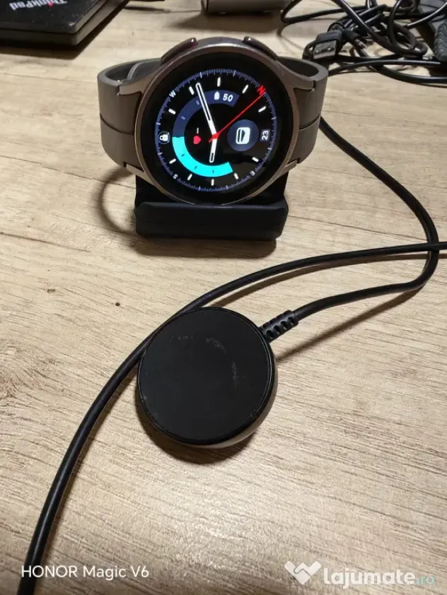 Samsung Galaxy S22 Ultra, 512GB + Samsung Watch 5 Pro + Galaxy SmartTag