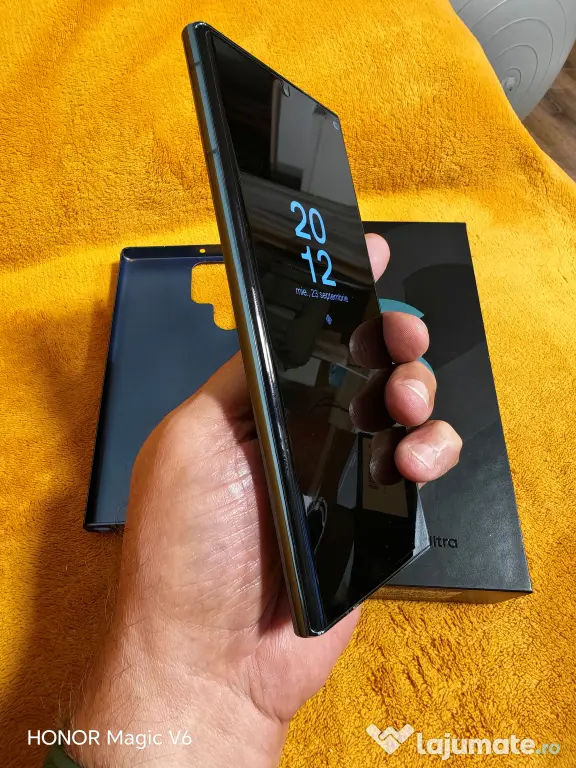 Samsung Galaxy S22 Ultra, 512GB + Samsung Watch 5 Pro + Galaxy SmartTag