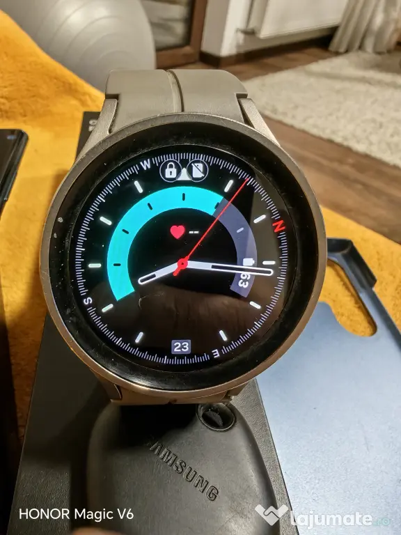 Samsung Galaxy S22 Ultra, 512GB + Samsung Watch 5 Pro + Galaxy SmartTag