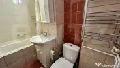 Apartament 2 camere, la cheie renovat, cu parcare 