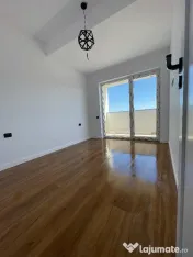 Vanzare Apartament 2 camere semidecomandat, 45 mp, Eroilor 