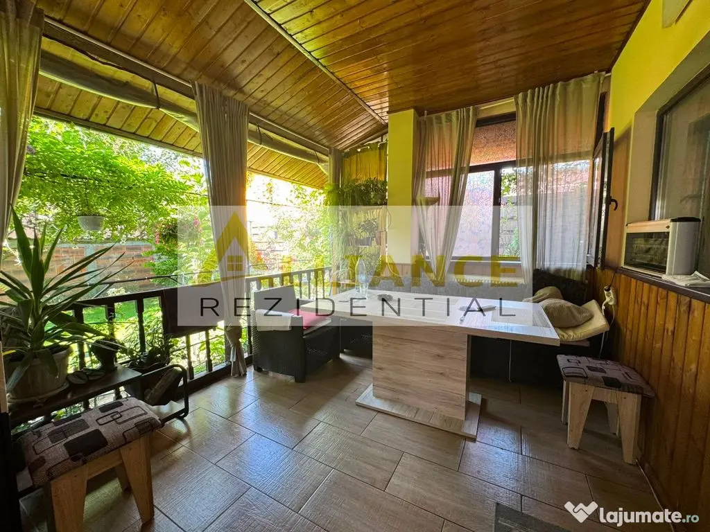 Vila individuala 7 camere - 3 bai { Strada Orizontului } - Popesti Leordeni (Bucuresti-Ilfov)