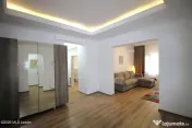 Piata Romana, 4 camere 138 MP total, Etaj 2/9, renovat - utilat, liber