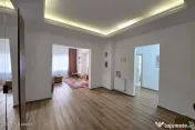 Piata Romana, 4 camere 138 MP total, Etaj 2/9, renovat - utilat, liber