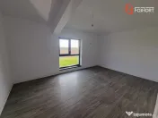 Duplex de vanzare cu 3 camere si teren de 309 mp - Recas 
