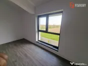 Duplex de vanzare cu 3 camere si teren de 309 mp - Recas 