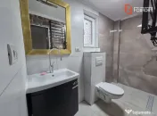 Apartament cu 2 camere cu curte proprie de vanzare zona - UT 