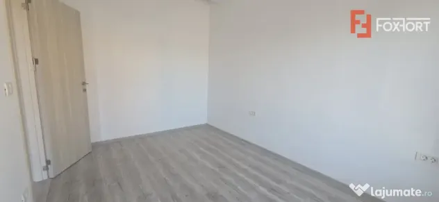 Duplex spatios, 385 mp teren, aproape de M City Mall - Mosni - Mosnita Noua (Timis)
