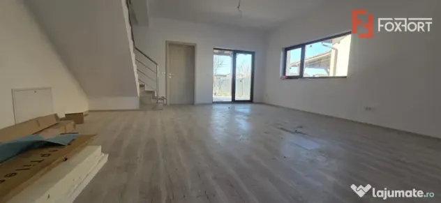 Duplex spatios, 385 mp teren, aproape de M City Mall - Mosni - Mosnita Noua (Timis)