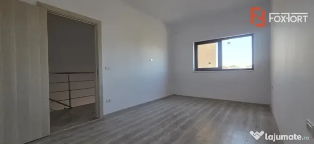 Duplex spatios, 385 mp teren, aproape de M City Mall - Mosni - Mosnita Noua (Timis)