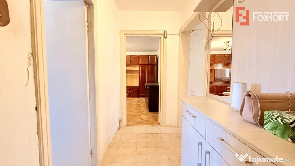 COMISION 0% Apartament cu 3 camere decomandat, Aradului - bl - Timisoara (Timis)