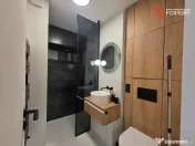 Apartament Premium 4 camere transformat in 3 camere 121 mp, 