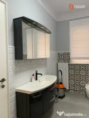 Apartament cu 3 camere, parter inalt - Central 