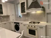 Apartament cu 3 camere, parter inalt - Central 