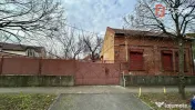 Casa individuala cu 4 camere si teren de 666 mp - zona Bogd 