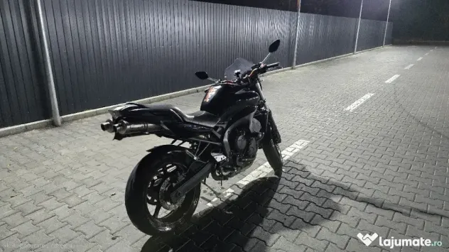 Motocicleta Yamaha FZ6 S1 anul 2005