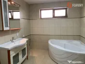Casa individuala cu 16 camere de inchiriat, zona Sag