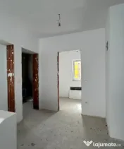 Duplex 5 camere spatios, cu 3 locuri de parcare - Dumbravita 