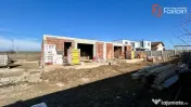 Duplex 4 camere pe parter + perete dublu despartitor - Sanan 