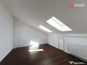 Apartament spatios cu 3 camere, scara interioara, 84 mp - V7 