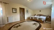 Casa individuala 5 camere si teren 1000 mp, in Sag