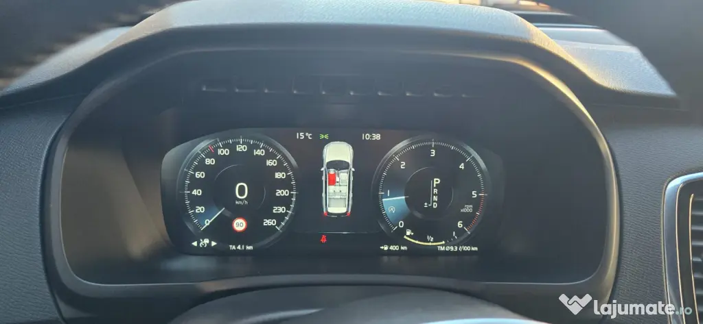 VOLVO XC90 2017 — imagine 10