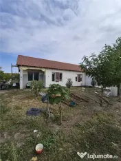 CAS#258; 3 CAMERE - 70 mp utili 350 mp teren 10 mp teras 