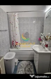 Brancoveanu piata Covasna vanzare 3camere renovat decomandat