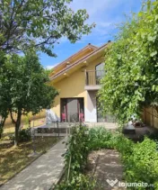 Casă cu 665 mp teren, garaj și terasă, zona Damila 