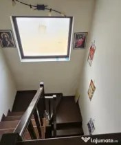 Casă cu 665 mp teren, garaj și terasă, zona Damila 