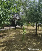 Casă cu 665 mp teren, garaj și terasă, zona Damila 