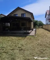 Casă cu 665 mp teren, garaj și terasă, zona Damila 