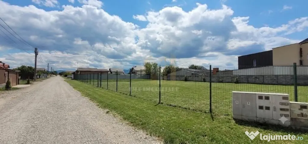 Teren intravilan Harman Brasov cu autorizație de construire - Harman (Brasov)