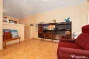 Casă cărămidă 80 mp, teren 1000 mp, colț, 7 km de Roman, Trifești 