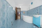 Casă cărămidă 80 mp, teren 1000 mp, colț, 7 km de Roman, Trifești 