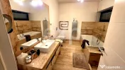 Apartament 4 camere- parter + gradina + 3 locuri de parcare- 