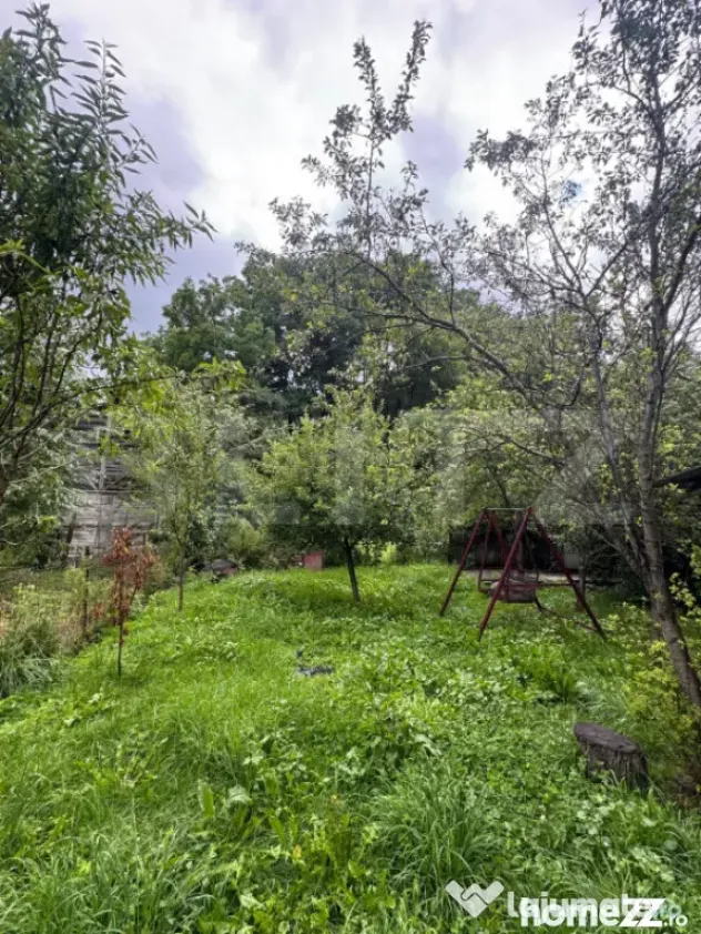 CASĂ CU DOUĂ LOCUINȚE ȘI TEREN DE 897 MP – RUNCU, DÂM - Runcu (Dambovita)