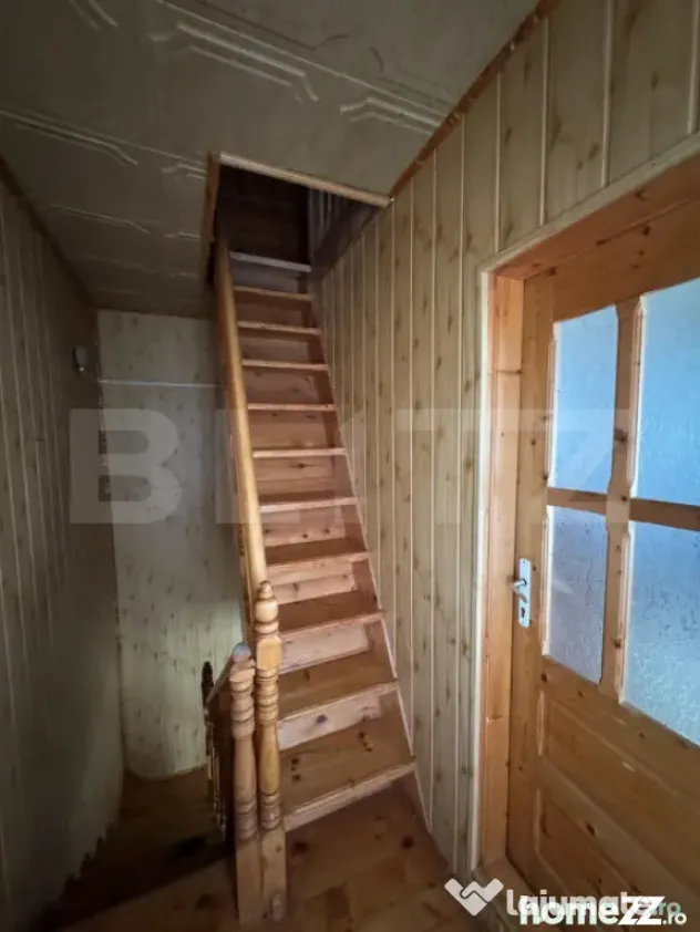 CASĂ CU DOUĂ LOCUINȚE ȘI TEREN DE 897 MP – RUNCU, DÂM - Runcu (Dambovita)