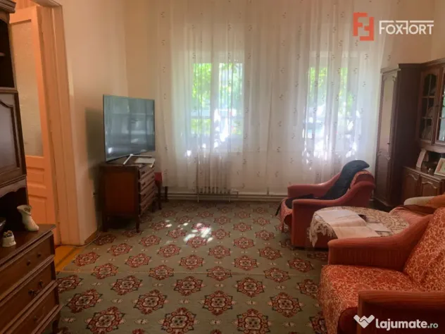 Casa individuala cu 3 imobile separate de vanzare in zona Io - Timisoara (Timis)