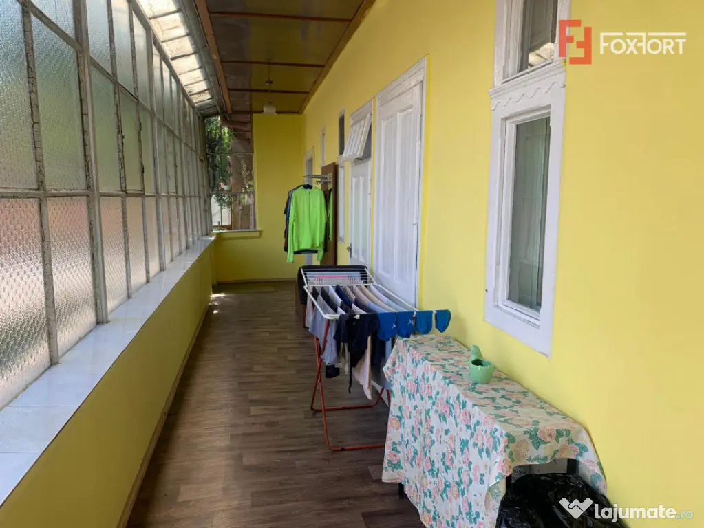Casa individuala cu 3 imobile separate de vanzare in zona Io - Timisoara (Timis)
