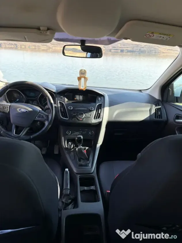 Ford Focus_2016_diesel