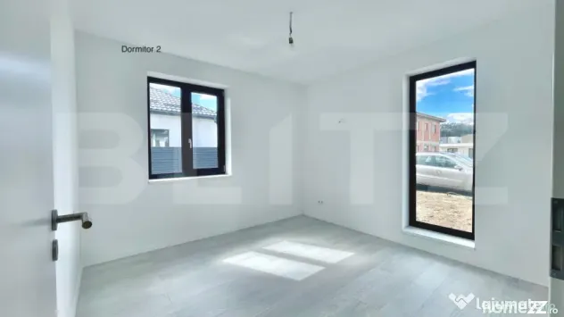 Casă Modernă cu 4 Camere în Sânpetru / Teren 500mp / Fin