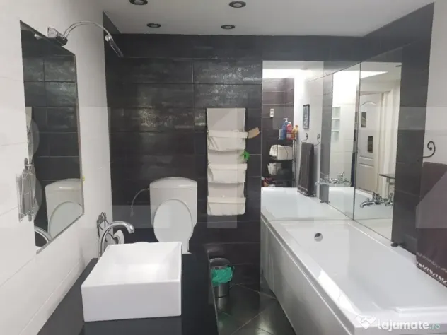 Casa 378 mp 1256 mp teren Pretabil Booking, inchiriere, Airb - Cluj-Napoca (Cluj)