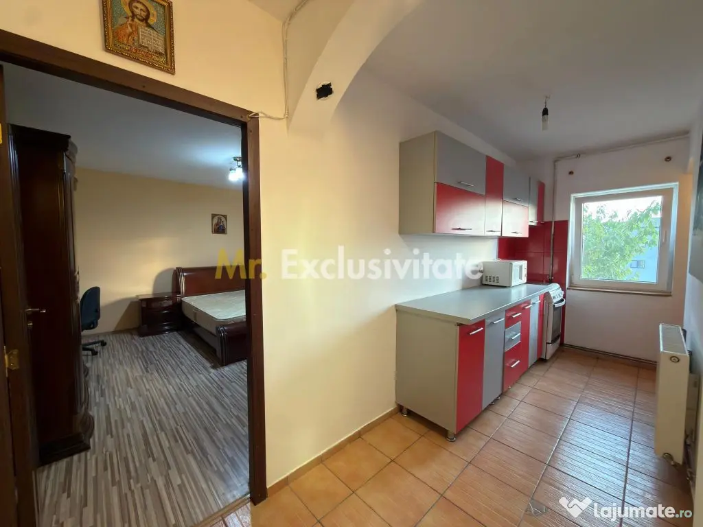 Garsonieră spațioasă de închiriat în Mioveni – zona Robea - Mioveni (Arges)