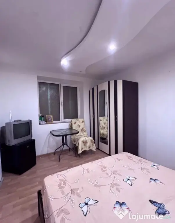 Garsoniera la casa cu curte - Copou - Iasi (Iasi)