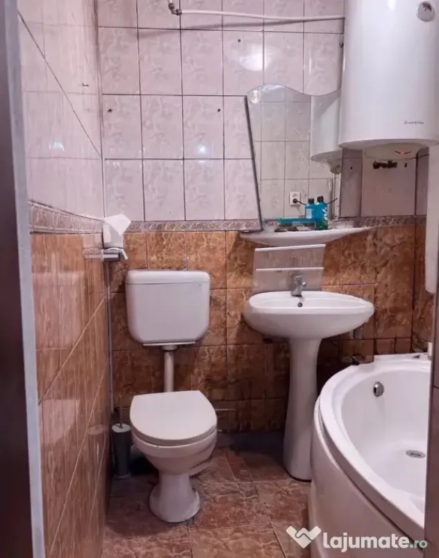 Garsoniera la casa cu curte - Copou - Iasi (Iasi)